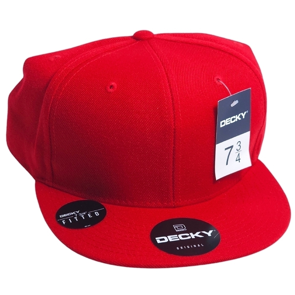 DECKY Retro Fitted Cap Red 7 3/4